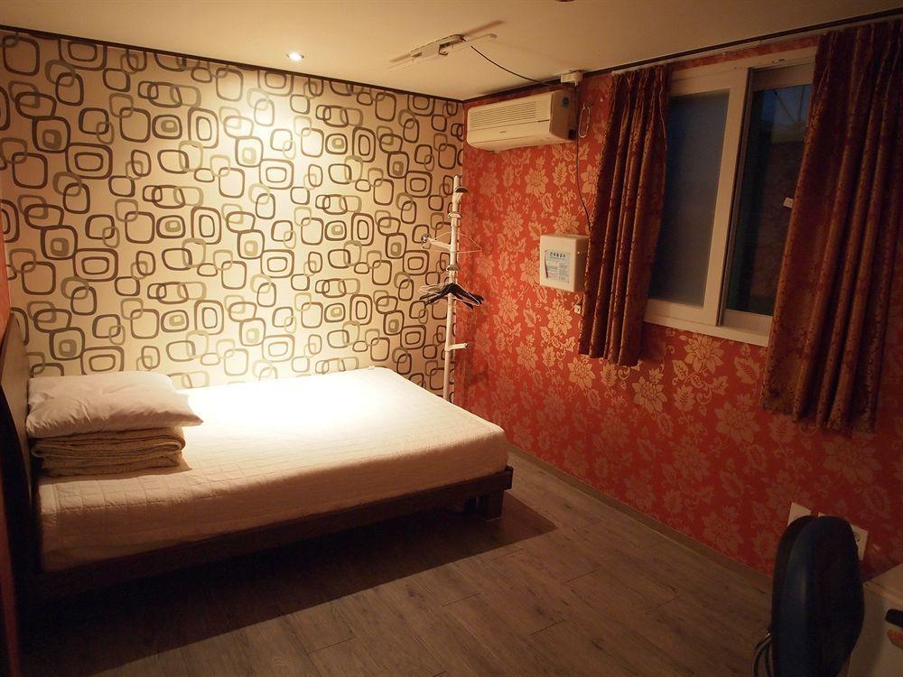 Shinchon Guest House Séoul Extérieur photo