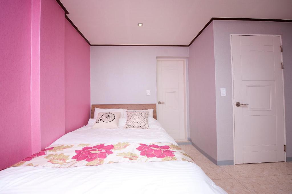 Shinchon Guest House Séoul Chambre photo